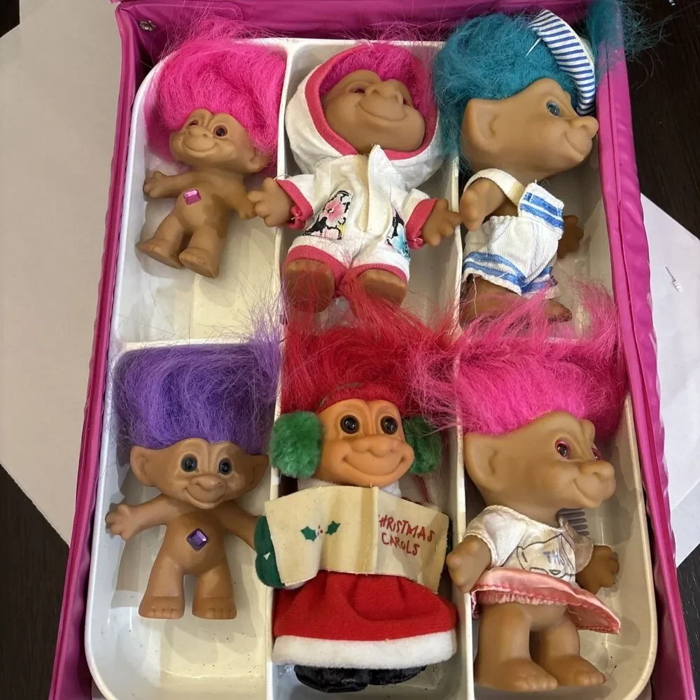 Lot Of 12 Vintage Troll Dolls W/ Treasure Trolls Carrying Case Russ Ace Novelty
